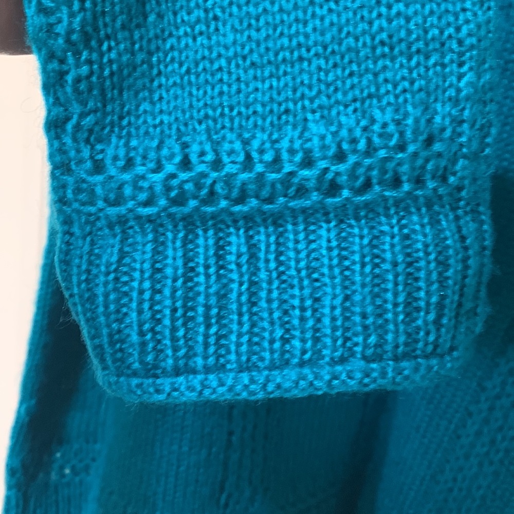 Chico’s size 1 turquoise long sleeve sweater - Picture 5 of 8